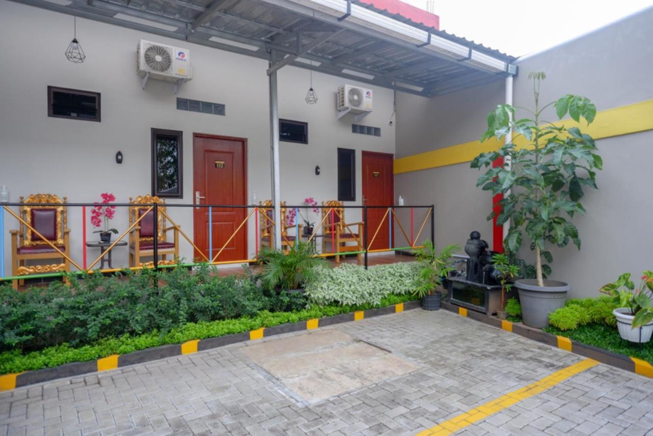 Reddoorz Near Kampus Ump Purwokerto 2 Hotel Sumbang Buitenkant foto
