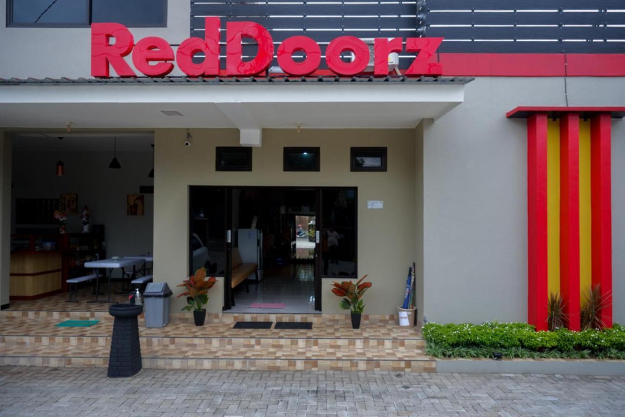 Reddoorz Near Kampus Ump Purwokerto 2 Hotel Sumbang Buitenkant foto