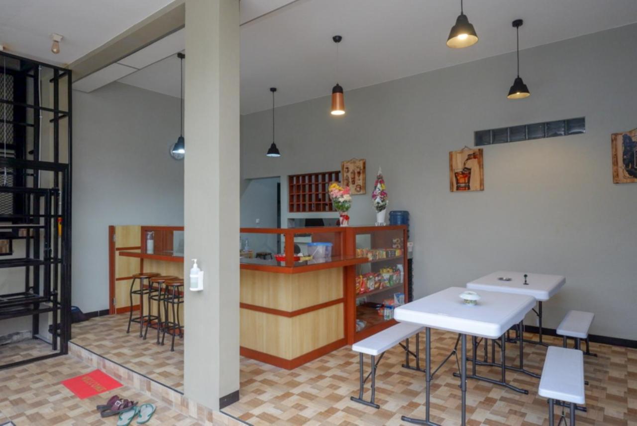 Reddoorz Near Kampus Ump Purwokerto 2 Hotel Sumbang Buitenkant foto